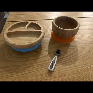 Avanchy wood bowl & divided plate, & numnum feeding/ teething spoon. Self feed